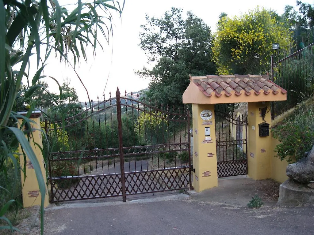 Le Roverelle Ilbono 0*,  意大利